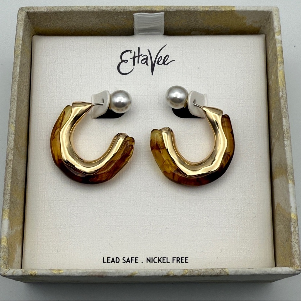 EttaVee Gold-Tone & Tortoise Resin Hoop Earrings | Boho Fashion
